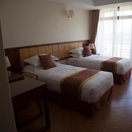 Hotel Triangle Mbarara エクステリア 写真