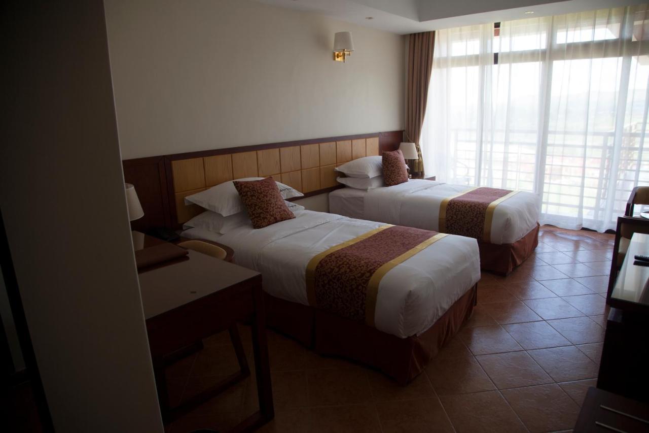 Hotel Triangle Mbarara エクステリア 写真