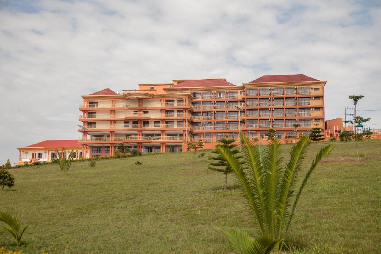 Hotel Triangle Mbarara エクステリア 写真