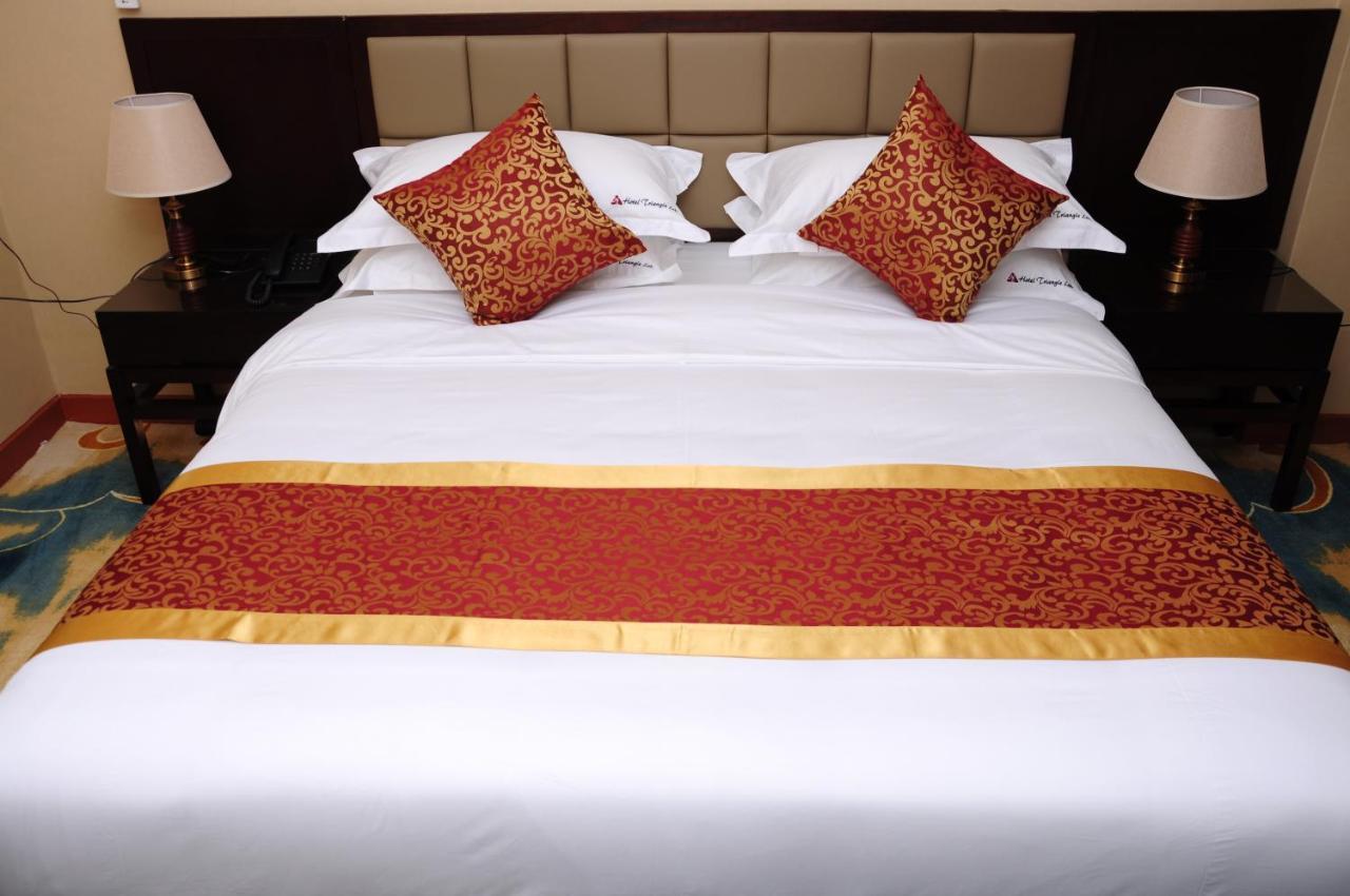 Hotel Triangle Mbarara エクステリア 写真