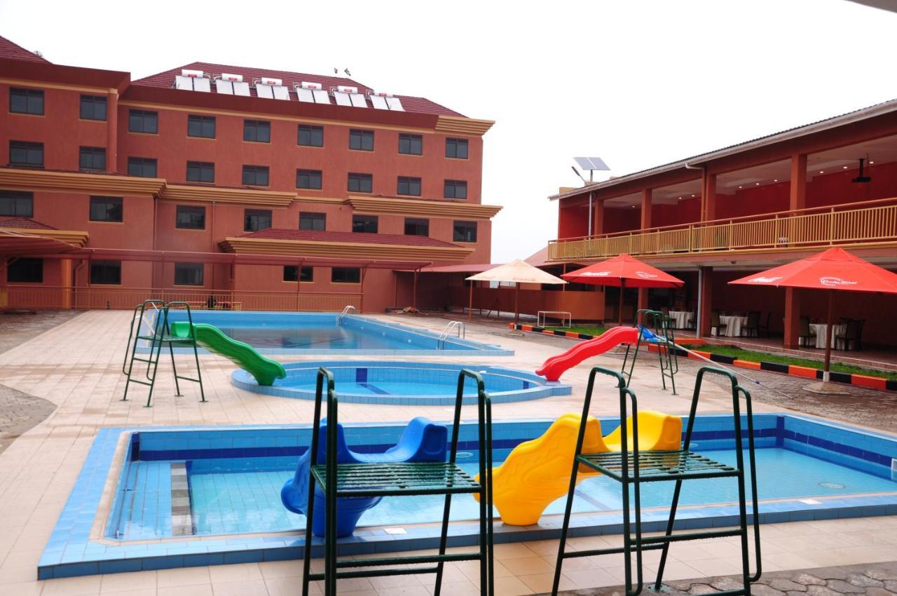 Hotel Triangle Mbarara エクステリア 写真